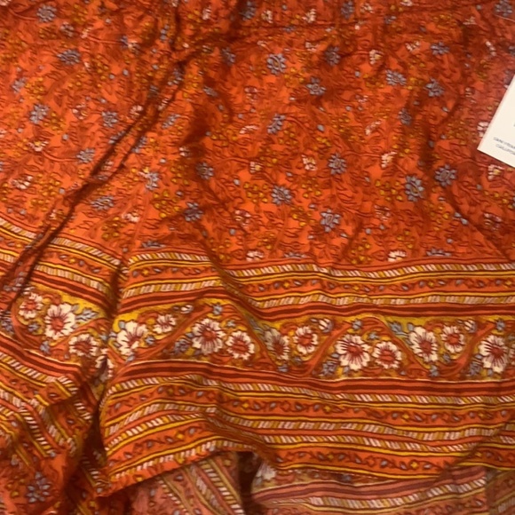 Shorts - Picture 5 of 12